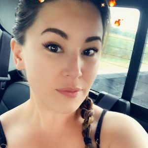 Meet your Posher, Marlys